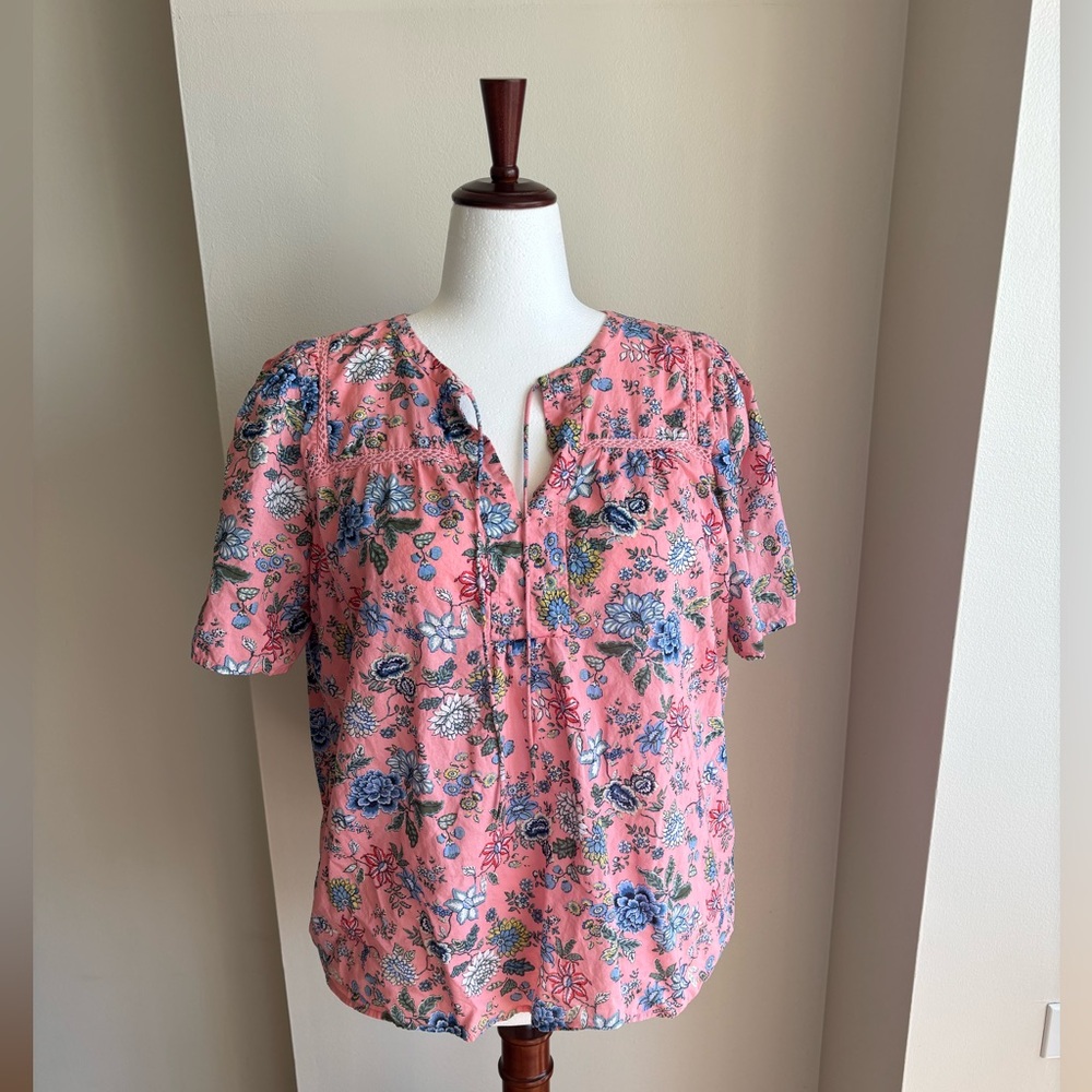 LOFT Pink floral lightweight blouse